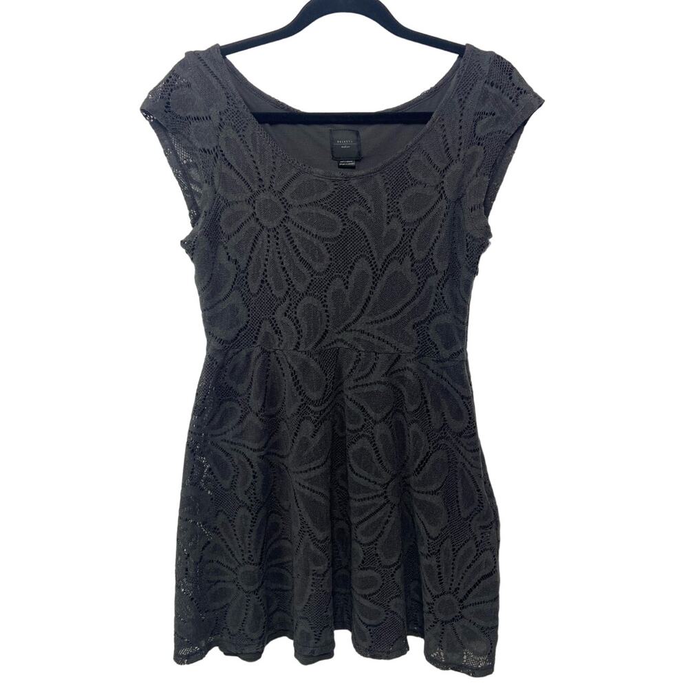 Deletta by Anthropologie Floral Lace Skater Dress Cap Sleeve Scoop Neck Gray M